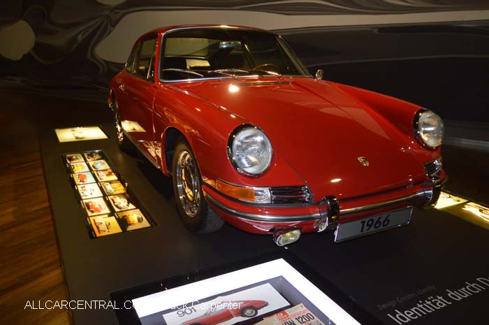 Porsche 901 1966  Autostadt Museum 2015