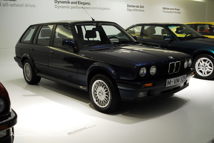 BMW 325iX 1989