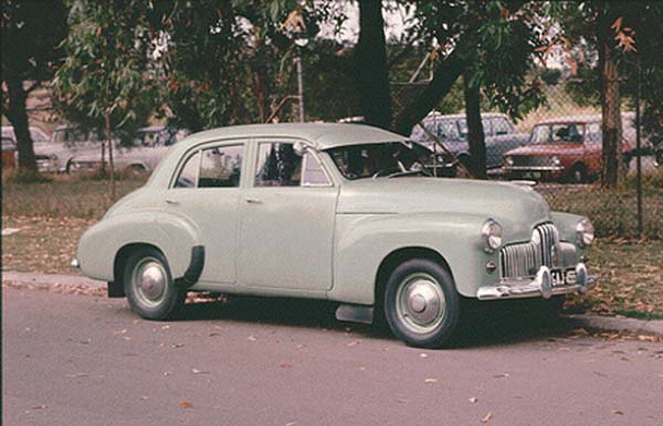 Holden 4-dr sedan 1952