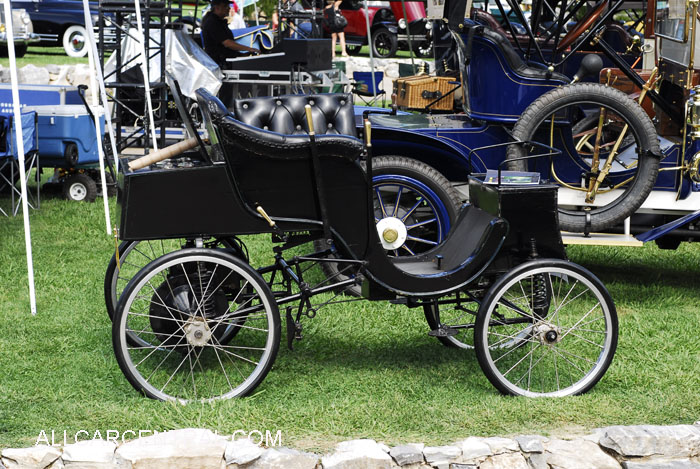 Riker Electric Roadster 1896 Ironstone Concours
