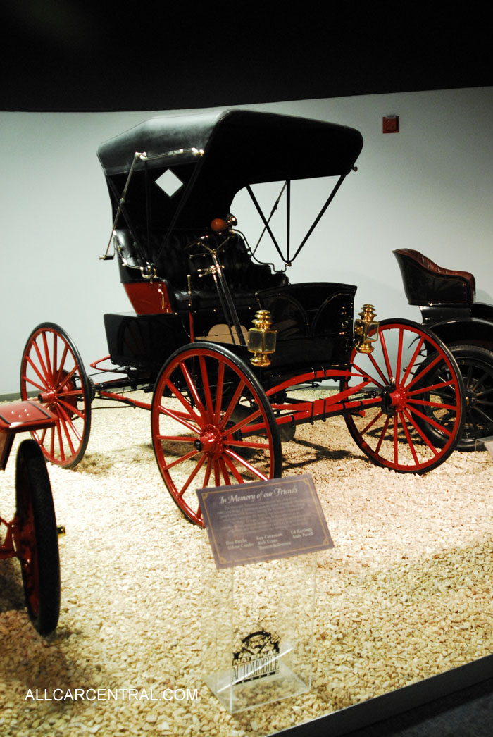 Black 112 Motor Buggy 1909
