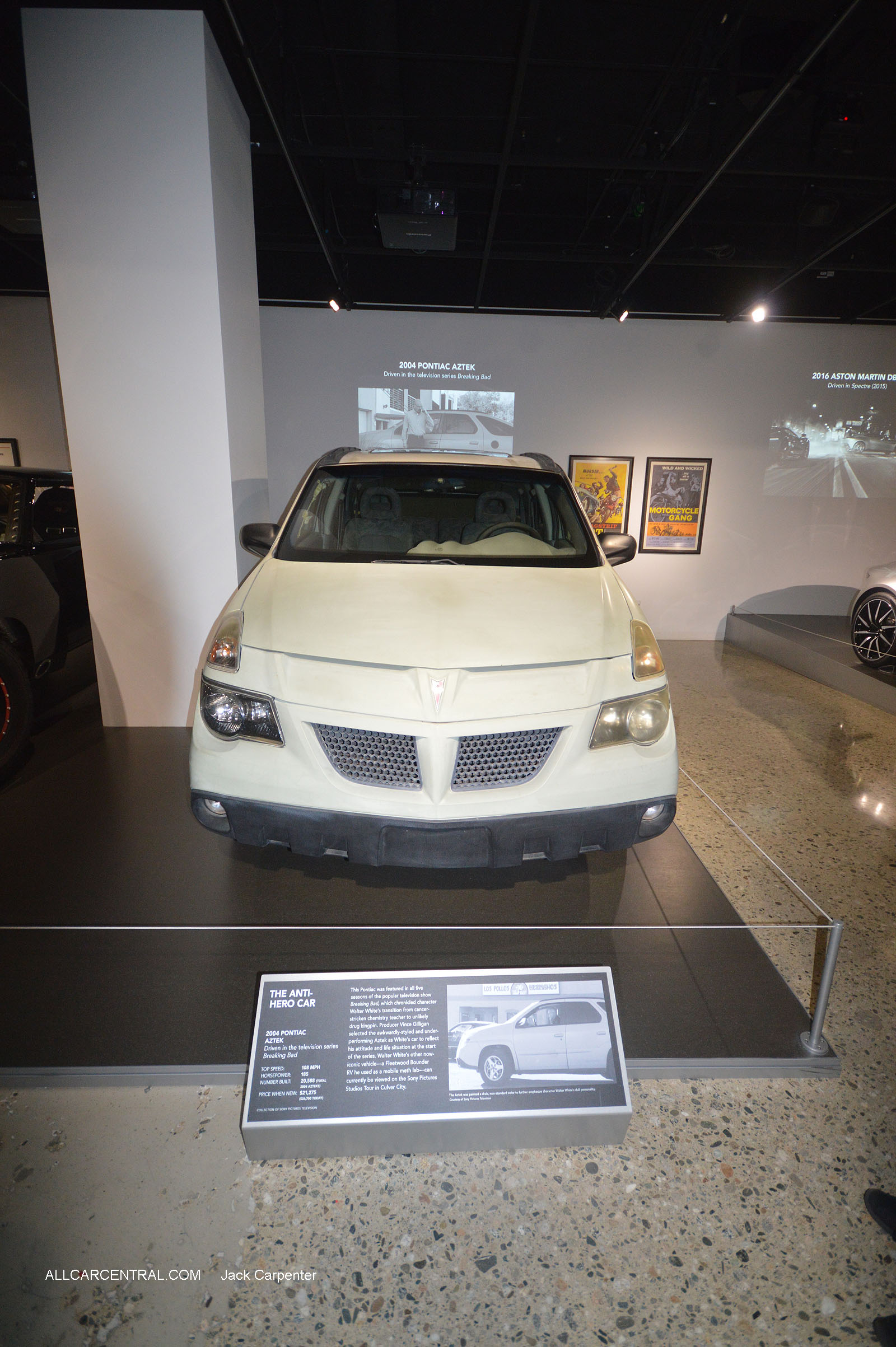   
Pontiac Aztek 2004  Petersen Automotive Museum 
2016