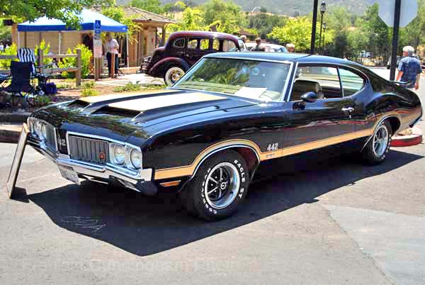 Oldsmoble 442 W-30 Holiday Coupe 1970