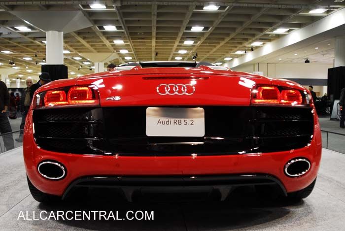 Audi R8 Spyder 5.2 2011