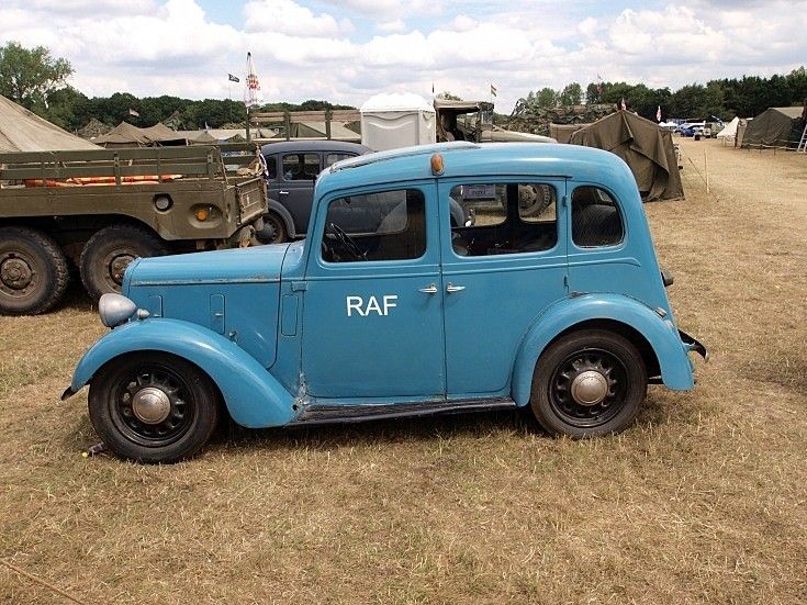 Austin RAF saloon 1942