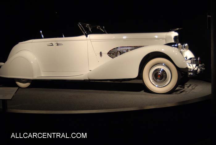 Duesenburg Model SJ 1936