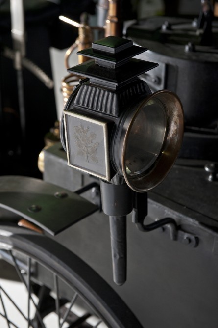 Bouton Dos-a-Dos 1984