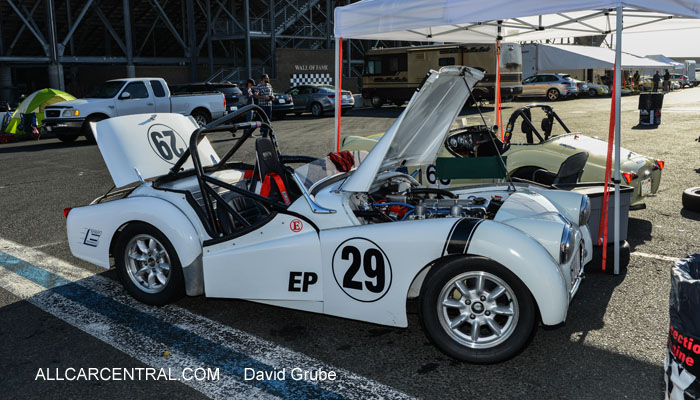  CSRG Charity Challenge Vintage Car Road Races