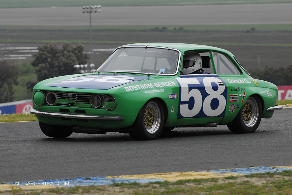 Alfa Romeo GTV 1971
CSRG David Love Memorial Sonoma 2016