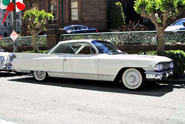 Cadillac Coupe de Ville 1961