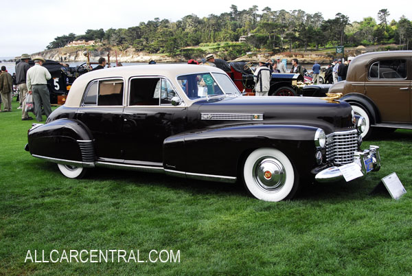 Cadillac Sixty Special Fleetwood Imperial Sedan 1941
