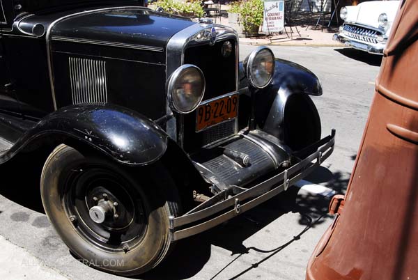 Chevrolet Sedan-5 Passenger  1930