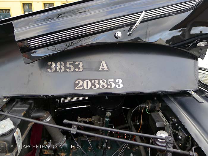 Chrysler Six Deluxe Tüscher sn-10171420 1937