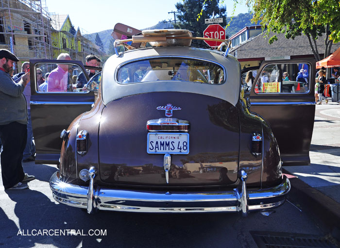 Chrysler Traveler sn-70677458 1948