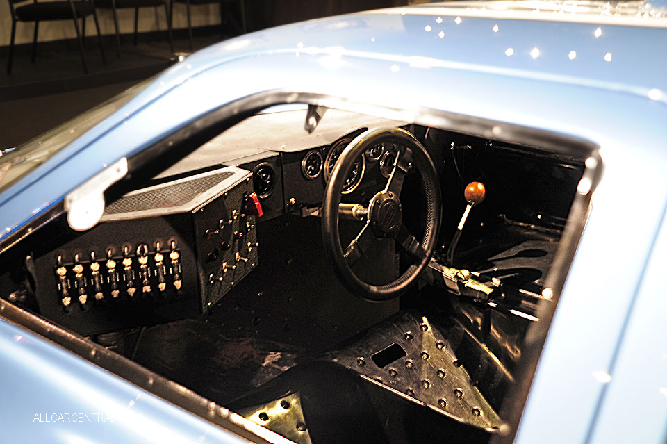  Ford GT40 427 sn-GT40PJ-13 1967 Cobra Experience Museum 