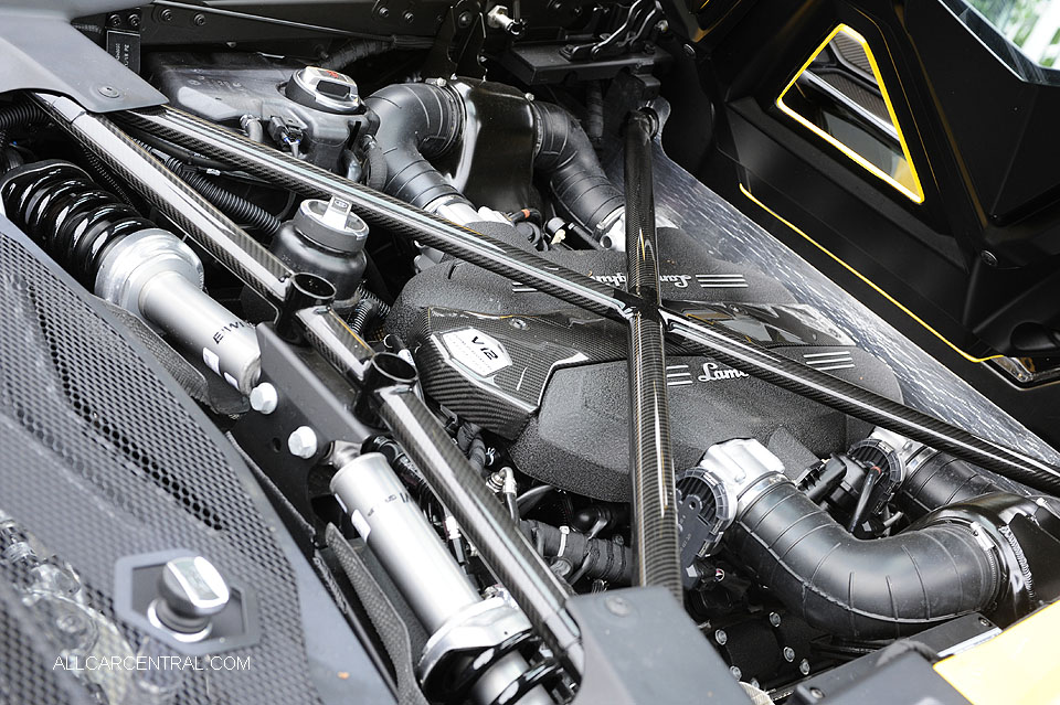 Lamborghini Aventador LR 700-4 SV sn-ZHWUT3ZD1GLA05145 2016 Concorso Italiano 2016