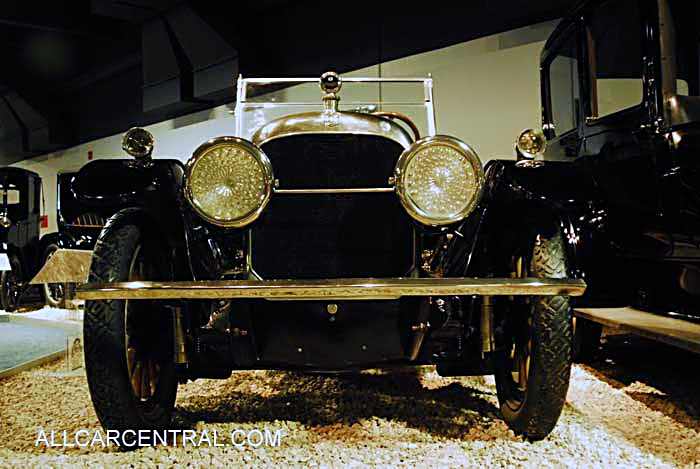 Cunningham V-3 Six Passenger Touring 1919