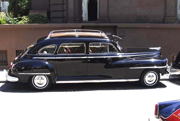 DeSoto Suburan 1947