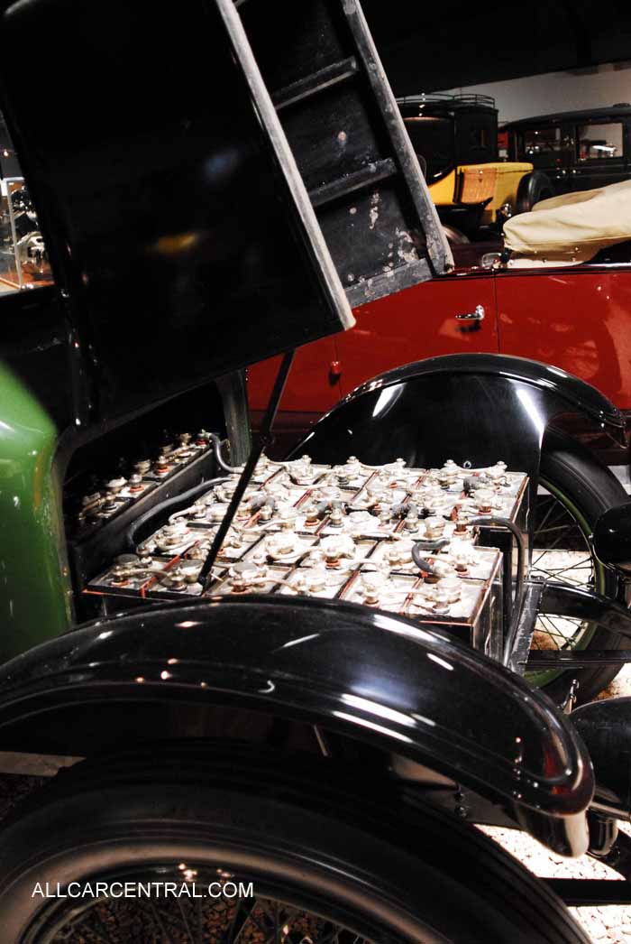 Detroit Electric 46 1914