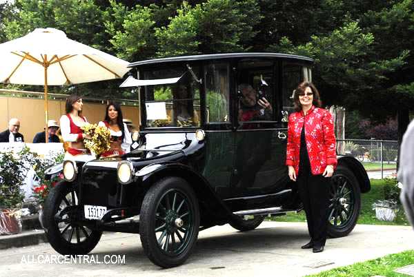 Detroit Electric Model 90 Coupe sn-13117 1922