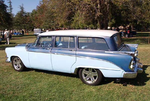Dodge Royal Sierra station Wagon 1956