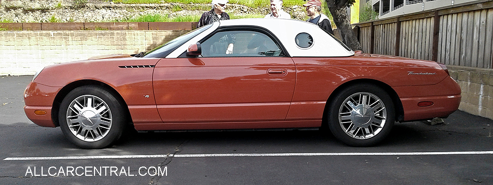 Ford Thunderbird 007 Limited 
Edition sn-1FAHP62A43Y105823 2003