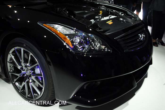 Infinit IPLG37 Coupe 2011
