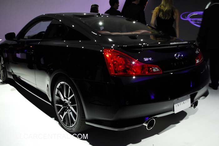 Infinit IPLG37 Coupe 2011