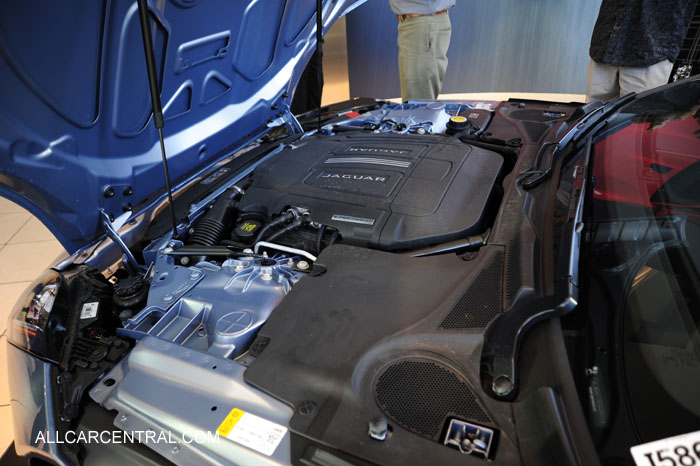 Jaguar F Type R Coupe sn-SAJWA6DA0FMK11490 2015