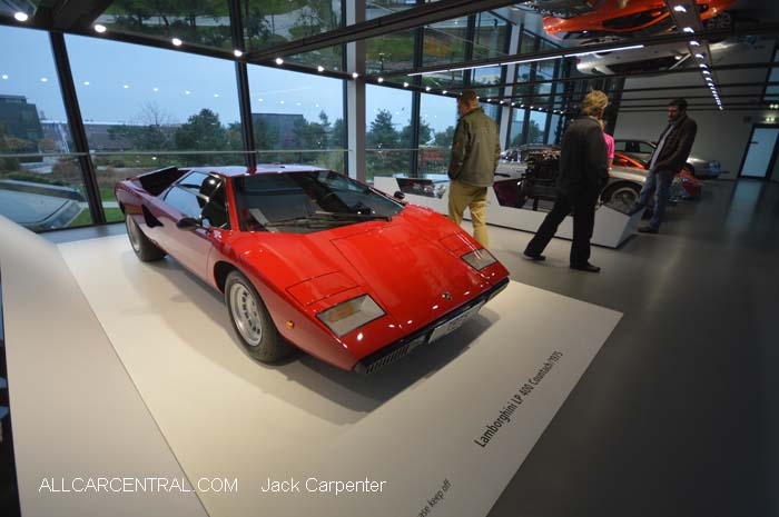   Lamborghini LP 400 Countach 1975 295 Autostadt Museum 2015 Jack Carpenter.jpg