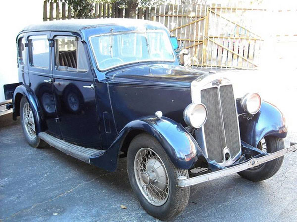 Lanchester Saloon 1937