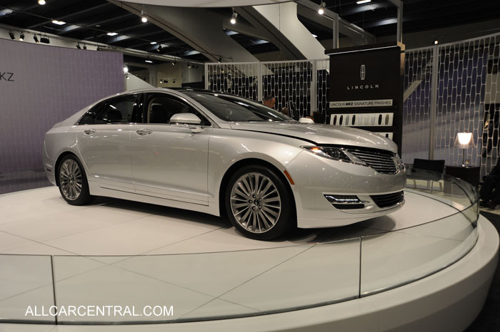 Lincoln MKZ 3.7 AWD 2013