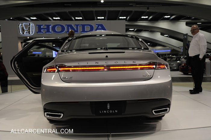 Lincoln MKZ 3.7 AWD 2013