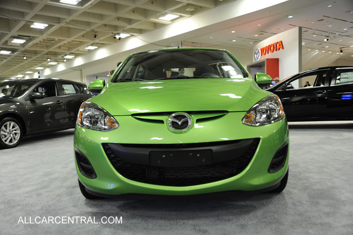 Mazda 2 Sport AT 2013