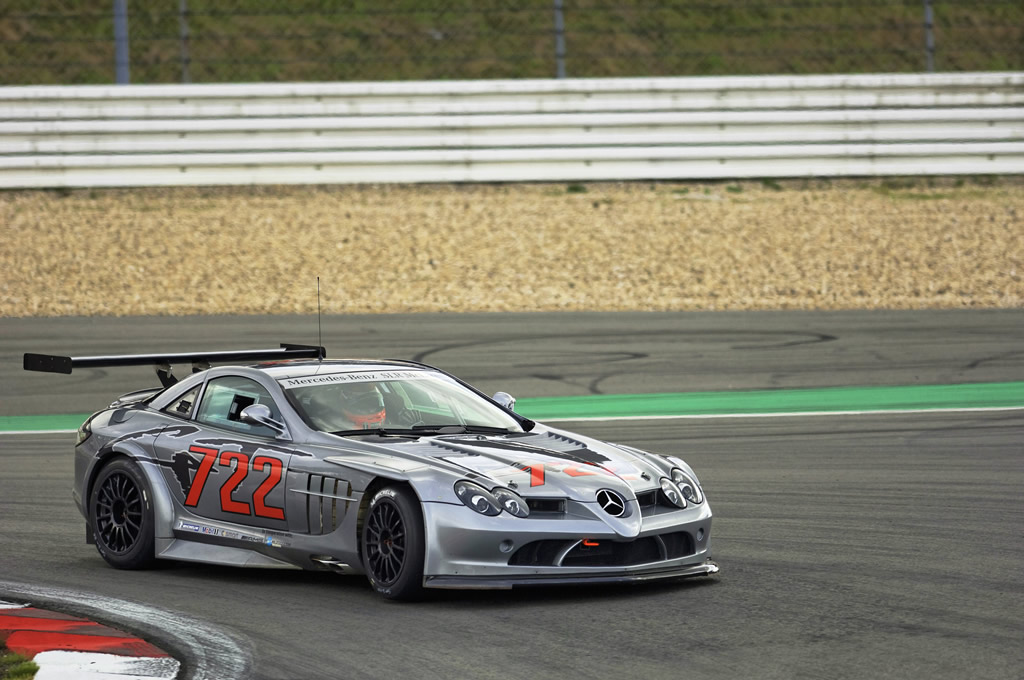 McLaren Mercedes 722 F1