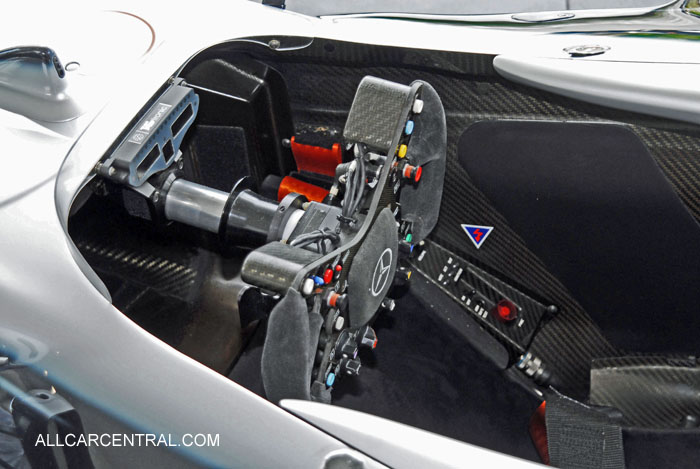 McLaren MP4-16 F1 2001