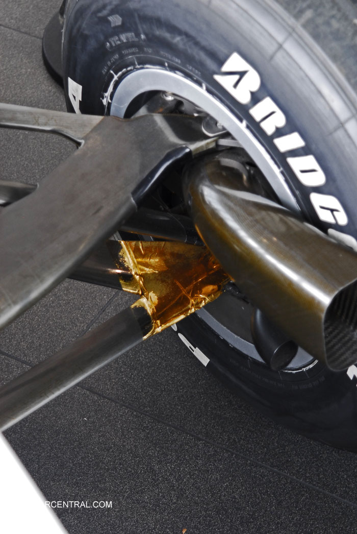 McLaren MP4-16 F1 2001