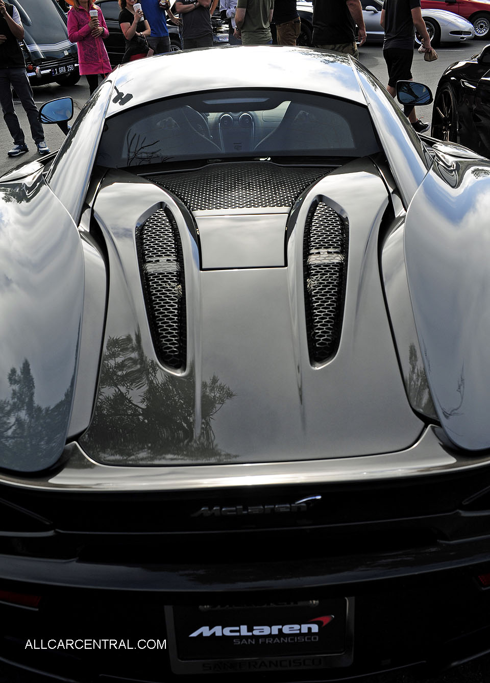  
Mclaren 570s SN-SBM13DAA7HW003617 2017 
Blackhawk Museum Cars Coffee August 2017 
