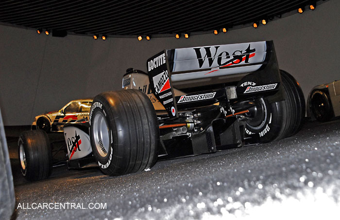 McLaren-Mercedes MP4-13 F1 2008