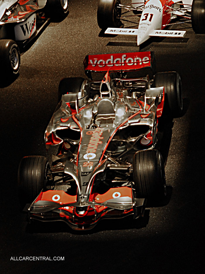 McLaren-Mercedes MP4-23 F1 2008