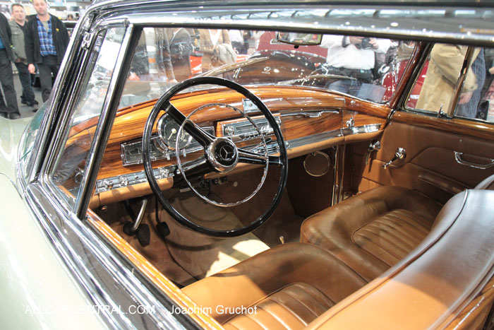  Mercedes-Benz 300b Pininfarina Coupe 1972