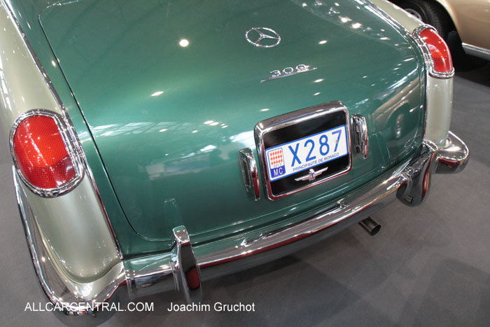  Mercedes-Benz 300b Pininfarina Coupe 1972