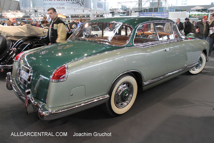  Mercedes-Benz 300b Pininfarina Coupe 1972