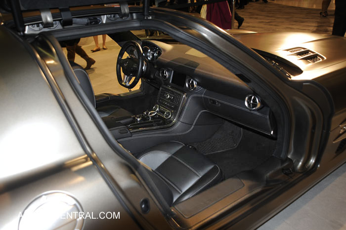 Mercedes-Benz AMG sn-WDDRJ7HA3CAOO5336 2011