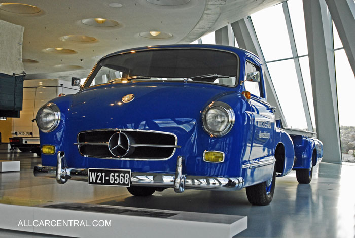 Mercedes-Benz High Speed Racecar Transporter 1955 