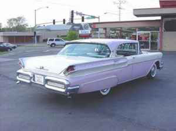 Mercury 4-dr Hardtop 1957
