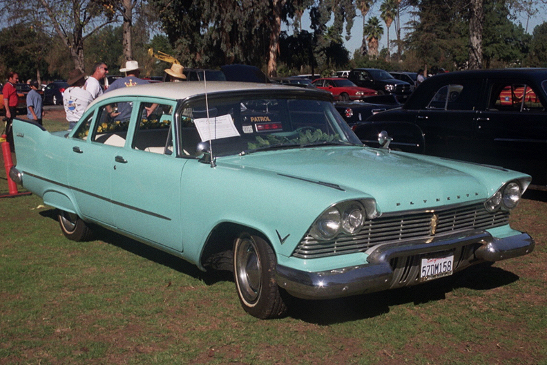 1957  Plymouth  4-dr MoPar Fall Fling at Woodley Park