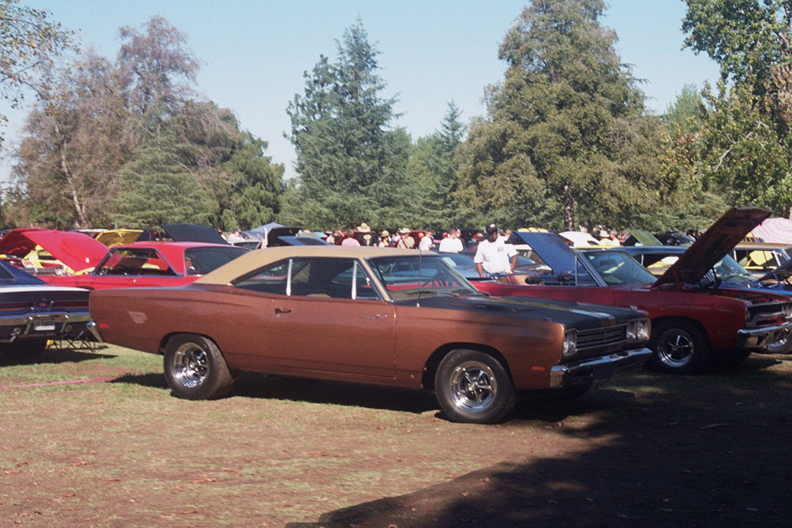 1970  Plymouth  Road  Runner MoPar Fall Fling at Woodley Park
