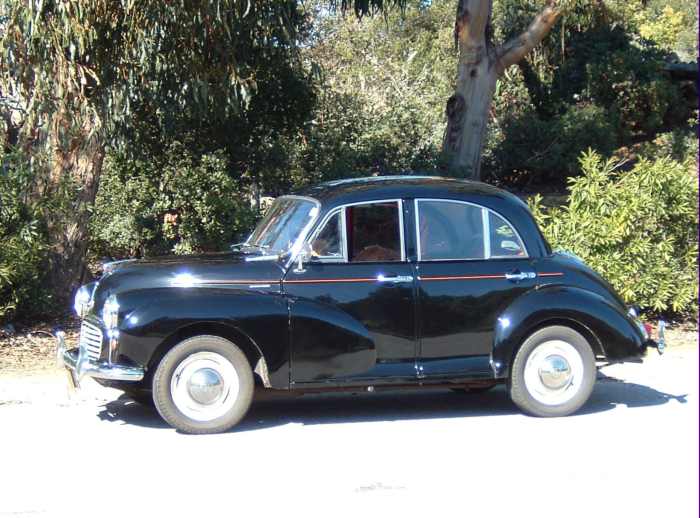 Morris Minor 1960 and Nova Crisp