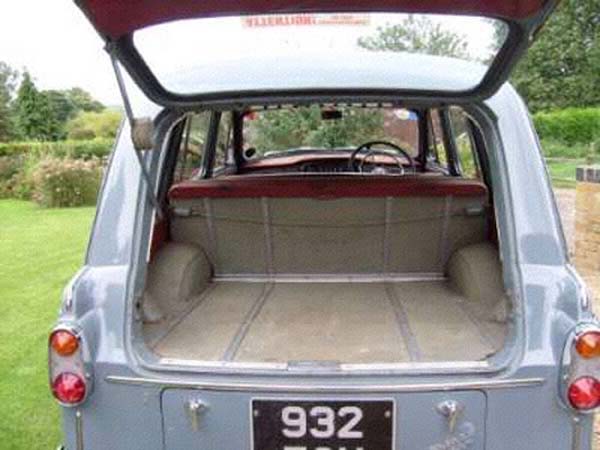 Morris Oxford Tin Traveller 1957